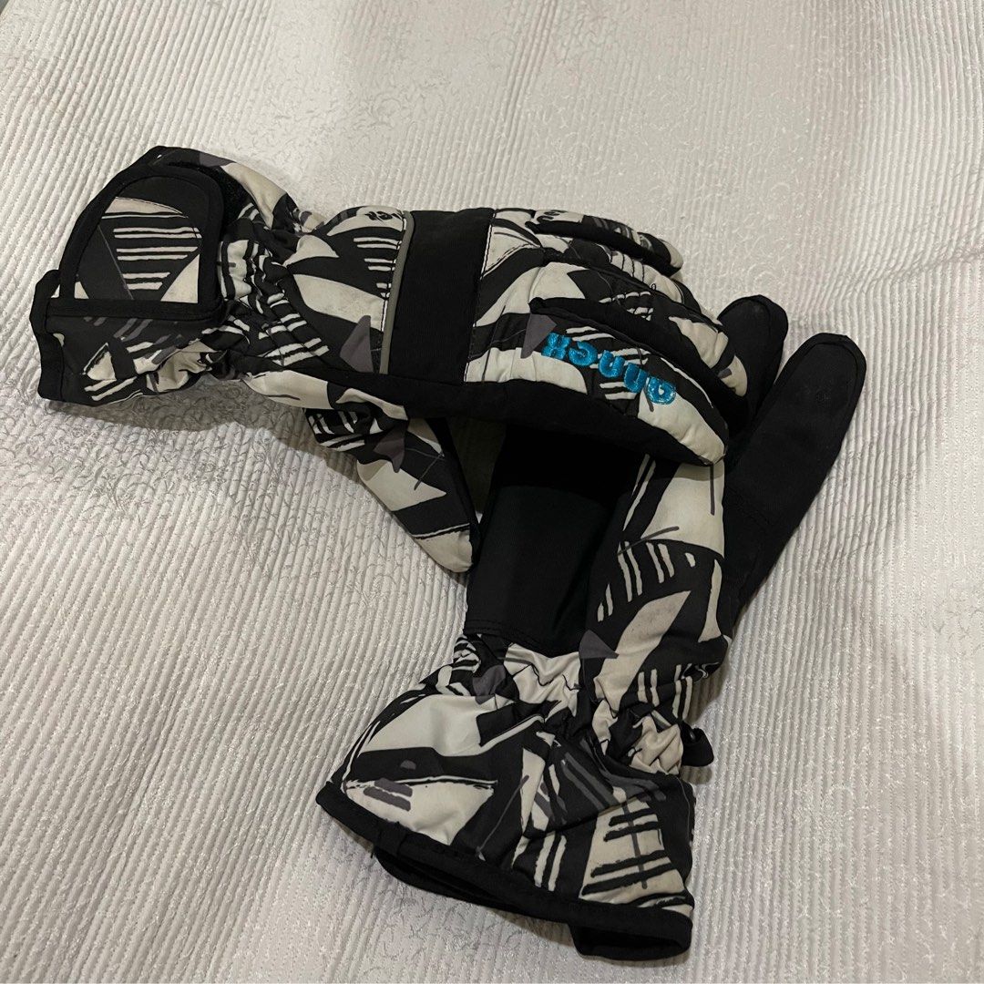 Original Annex Gloves Winter and Ski (Category: Gloves) located in Zamboanga. Submitted by shapco.ph (Listing ID 1223002600, Image 2). Description: .