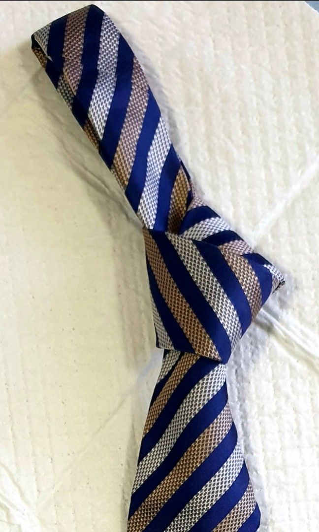 Hugo boss tie sale 2025