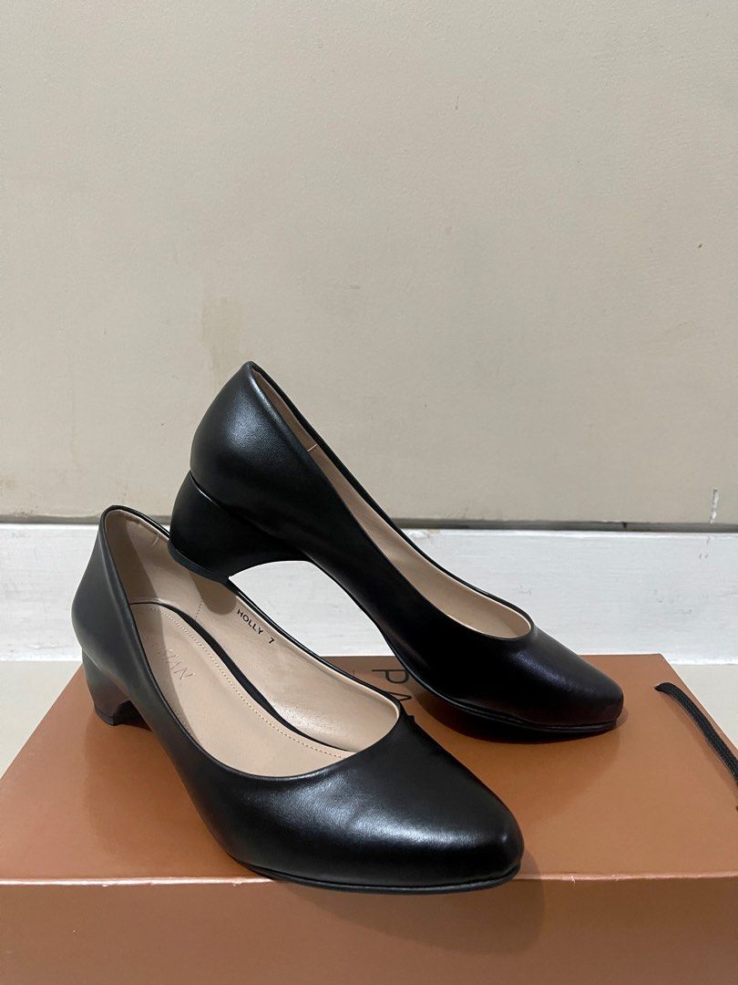 Parisian black hot sale shoes with heels