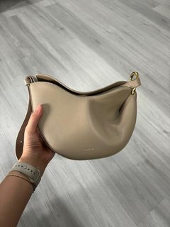 (Kategori: ) berada di . Dikirim oleh windylaudeee (ID iklan 1222871814, Gambar 1). Deskripsi: .