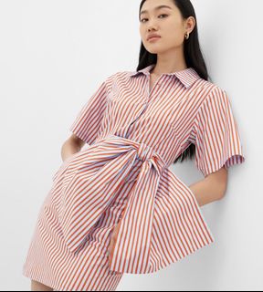 (Category: ) located in . Submitted by shoprepeat_ (Listing ID 1222858052, Image 1). Description: .