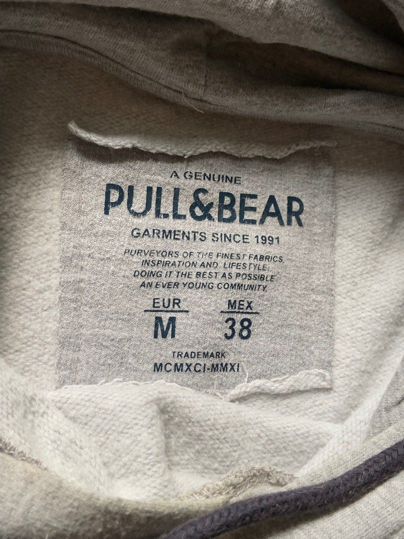 Pull & Bear Hoodie Authentic, Men'S Fashion, Coats, Jackets And Outerwear  On Carousell