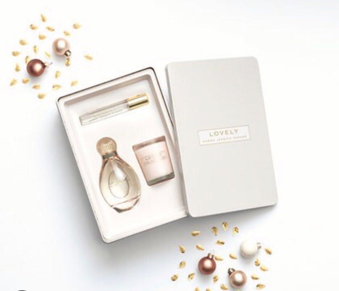 Sarah jessica parker lovely gift set with cheap candle