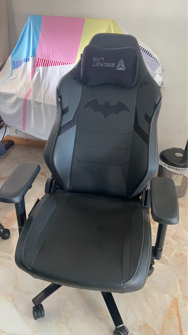secret labs gaming chair, Furniture & Home Living, Furniture, Chairs on