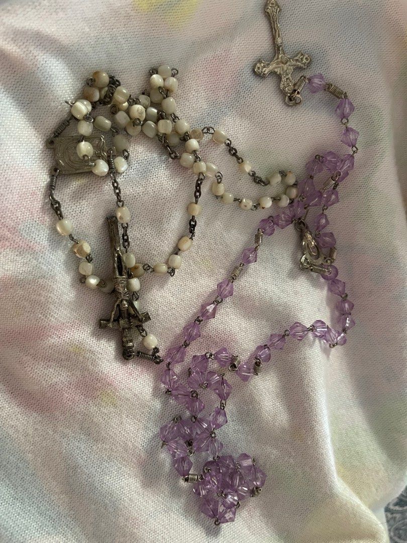 Small Rosary Glass like Beads Rosary (Category: Religious Items) located in Quezon City. Submitted by glitchandglamor (Listing ID 1222892013, Image 2). Description: .