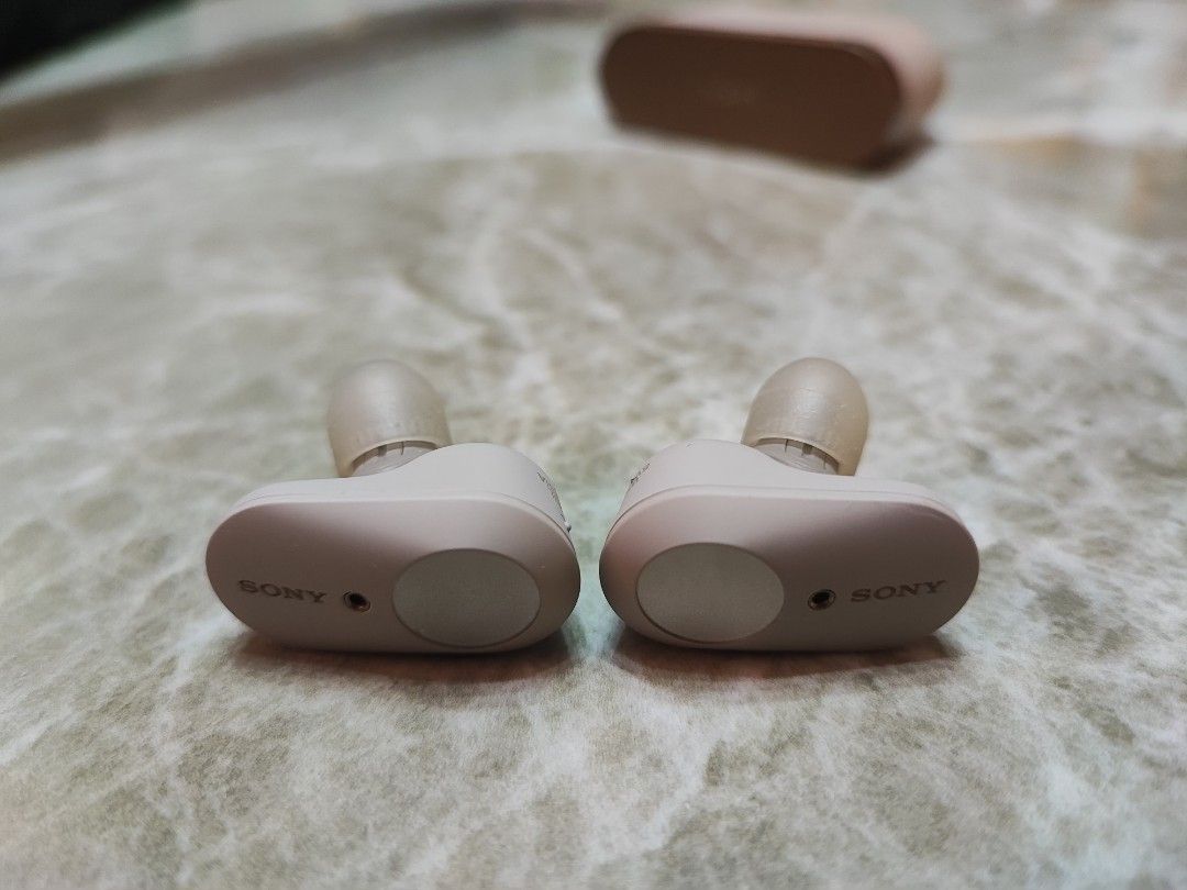 Sony WF 3000 xm3 bluetooth noise cancelling earphone