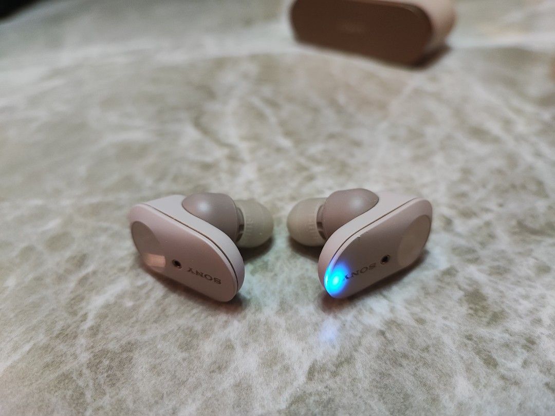 Sony WF 3000 xm3 bluetooth noise cancelling earphone