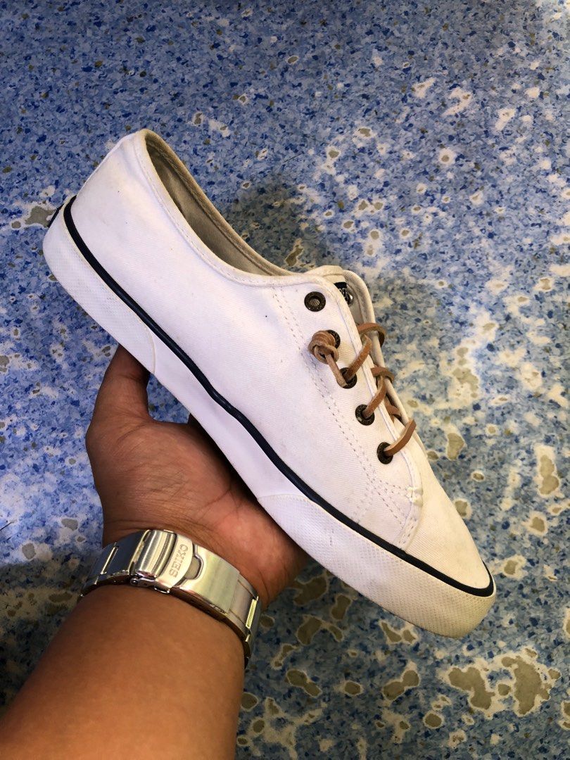 Sperry pier shop view sneaker