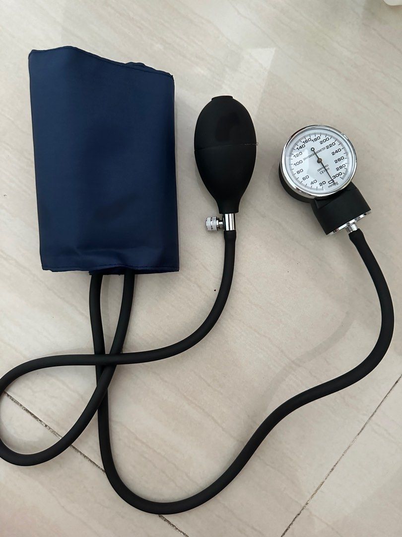 Stethoscope and blood pressure cuff, Health & Nutrition, Medical