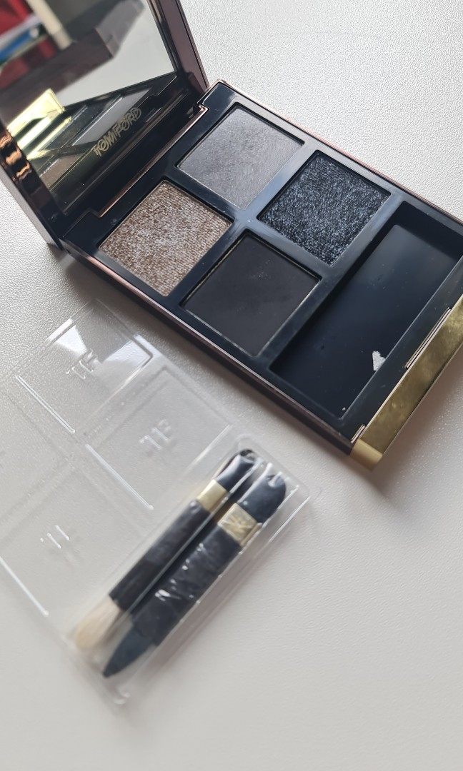 Tom Ford Beauty Eye Color Quad - 10 Titanium Smoke, Beauty & Personal Care,  Face, Makeup on Carousell