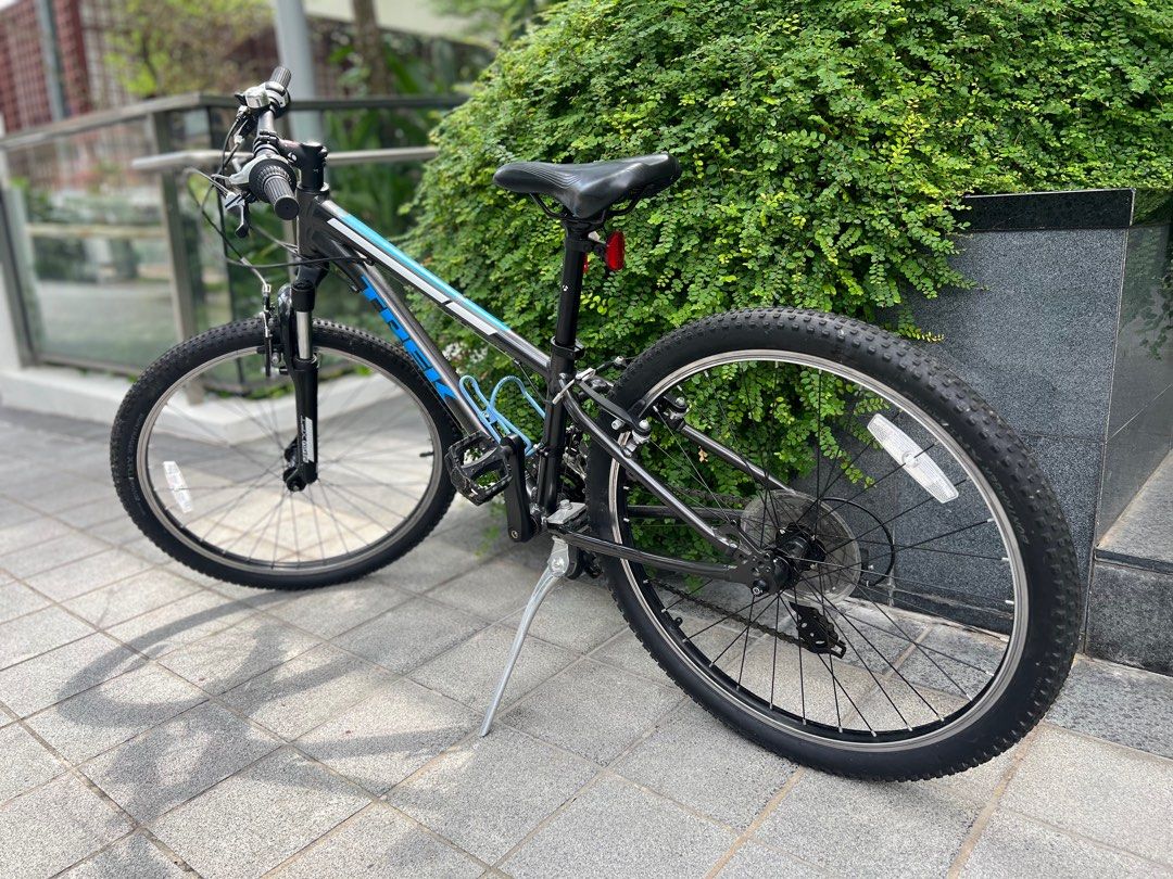Trek Superfly 24 mountain bike