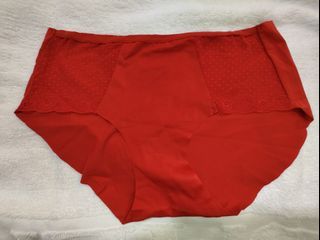 Uniqlo Airism Red Lace Hiphugger M