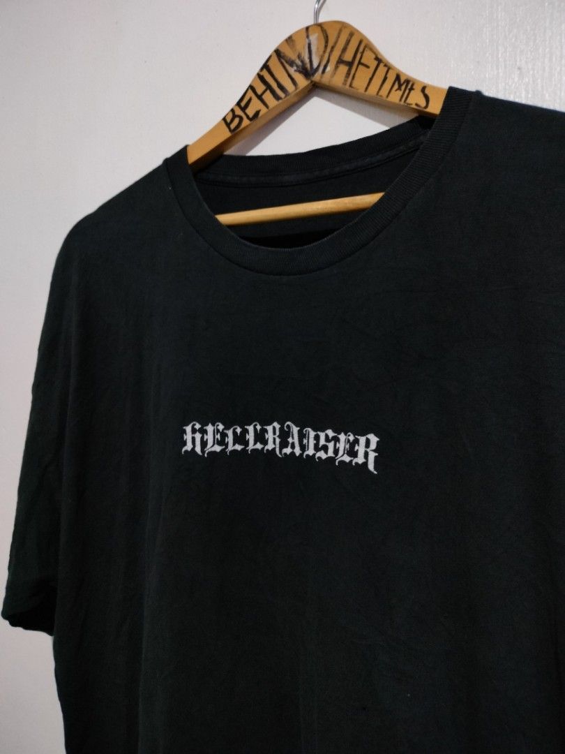 Vintage Hell Raiser (Category: Tshirts & Polo Shirts ) located in Calamba. Submitted by sinauna. (Listing ID 1222807495, Image 2). Description: WTS: Vintage Hell Raiser tee ©1997 Condition/Issues: needs wash, cut tag, minimal hairline crackprints (Note: Shirt's not faded. Color may vary due to lighting) Dimension: 24x29 Size on tag: - Price: 400+SF DM to Purchase or comment MINE/M Thank you! Keep safe.
