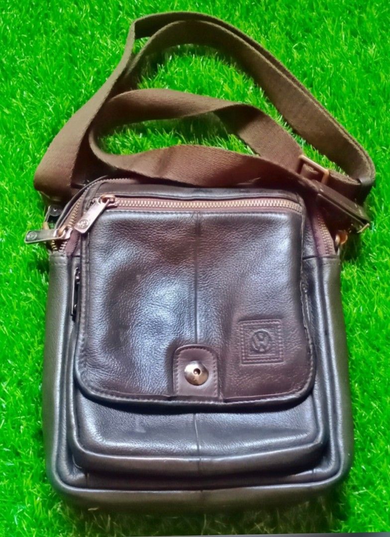 VW VOLKSWAGEN ORIGINAL LEATHER SLING BAG
