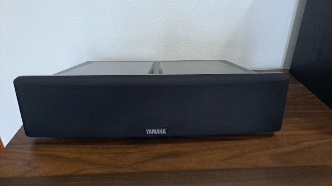 Yamaha center speaker, Audio, Soundbars, Speakers & Amplifiers on Carousell