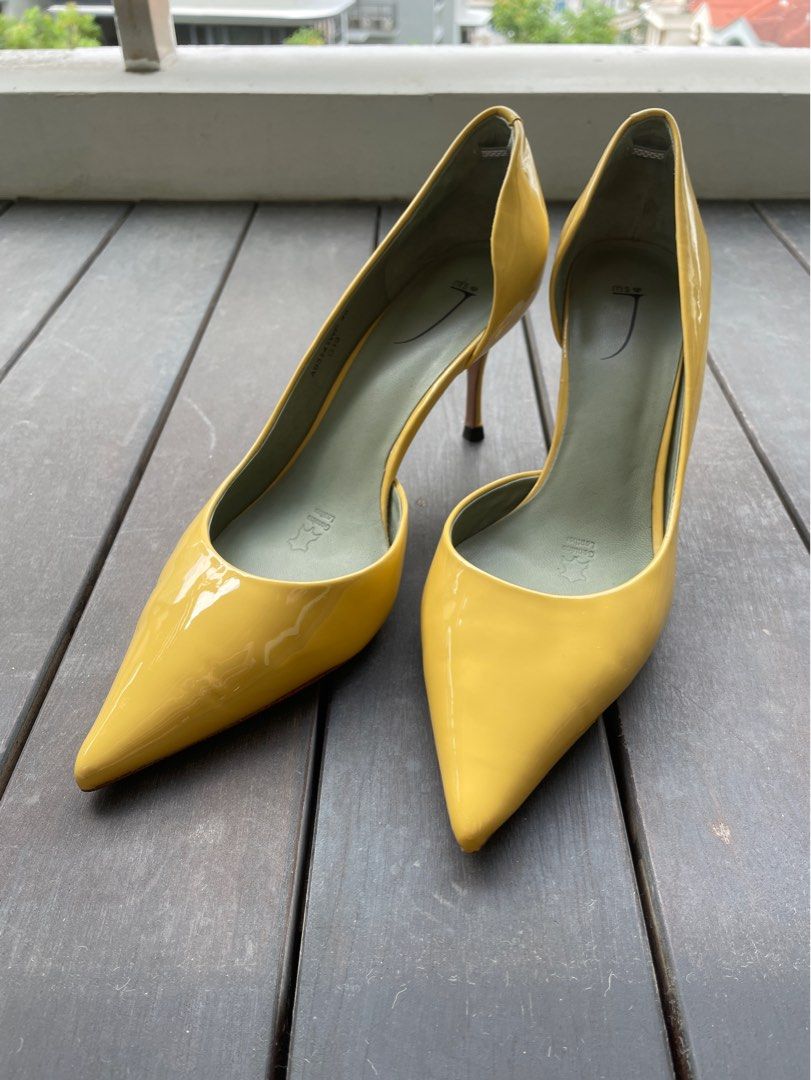 3 inch top yellow heels