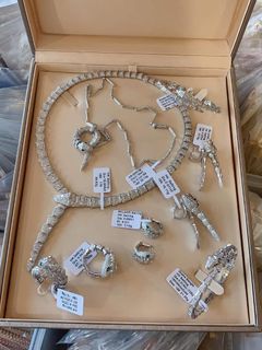 18K HongKong setting Bulgari serpentine necklace