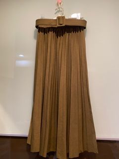 金絲絨顯瘦鬆緊附腰帶百褶裙-咖