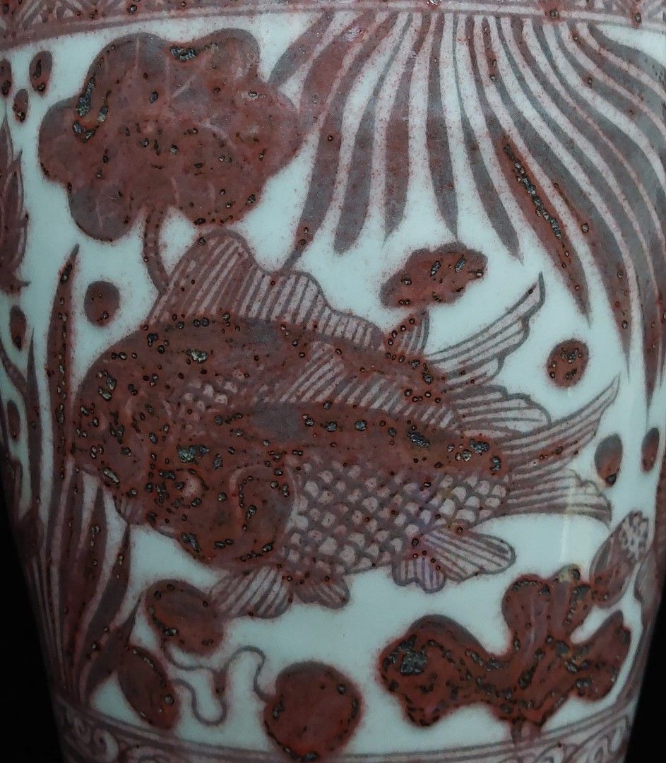 エンタメ/ホビー中国　釉裏紅　魚藻文瓶　壷　高さ約29.5cm　C　R5456B