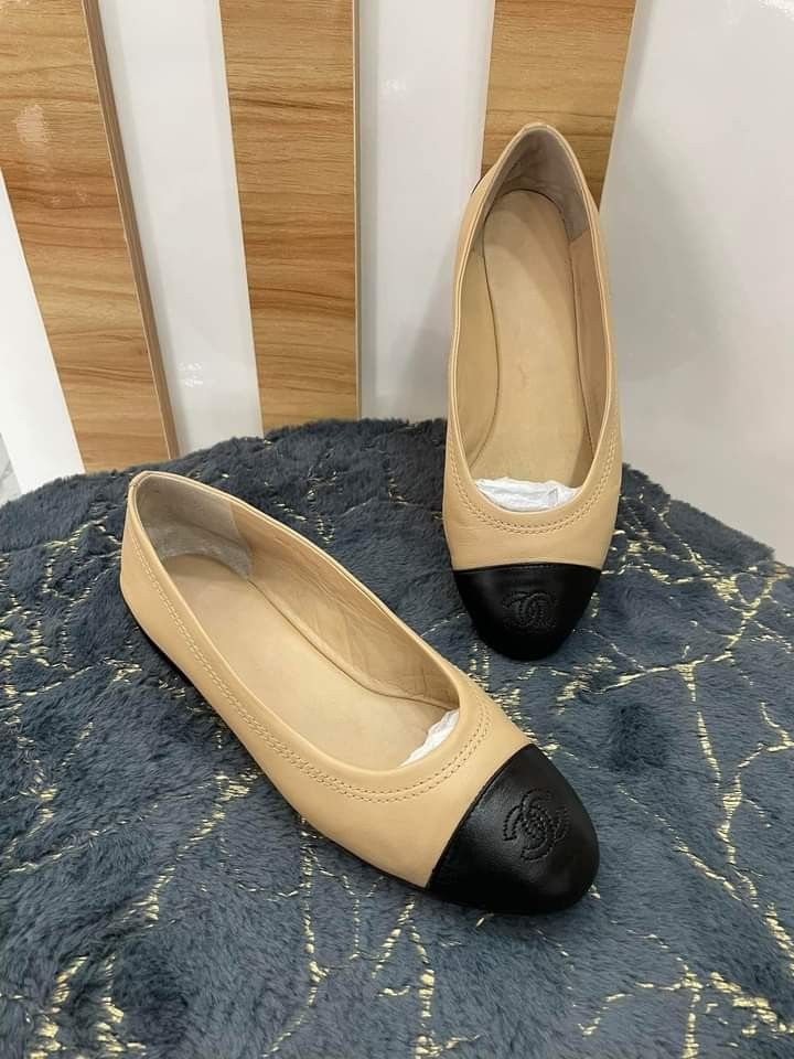 Authentic Chanel Ballerinas Flats Black Shoes, Women's Fashion, Footwear,  Flats on Carousell