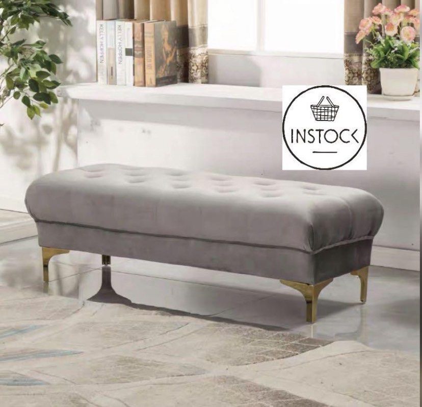 Dressing bench store for bedroom