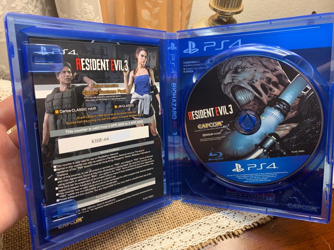 Resident Evil Village PS5 FR FactorySealed Physical Game NEW Action  Adventure CAPCOM