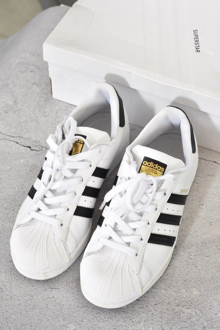 Adidas originals cheap superstar size 6