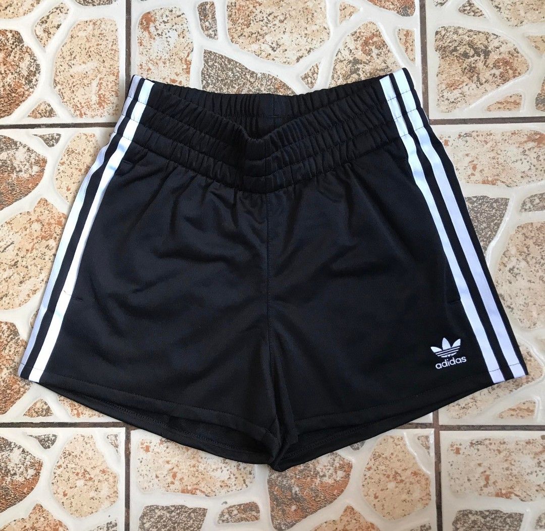 Adidas Womens 3 Stripes Shorts (Category: Activewear) located in Manila. Submitted by mr.quicky (Listing ID 1223015688, Image 1). Description: Brand new with tag legit size 28 womens garterize Side pocket and 1 Back pocket.