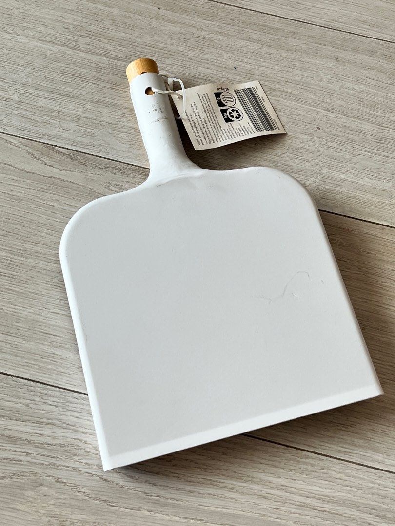 SALE! Aldi Australia Dustpan and Brush Set with issues, Furniture