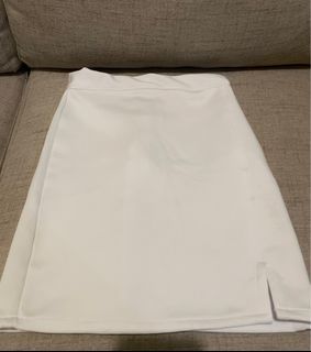 A-Line Fitted Skirt with Slit