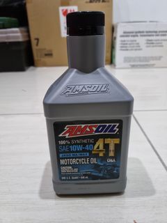 Amsoil 4T performance 10w40 engine oil