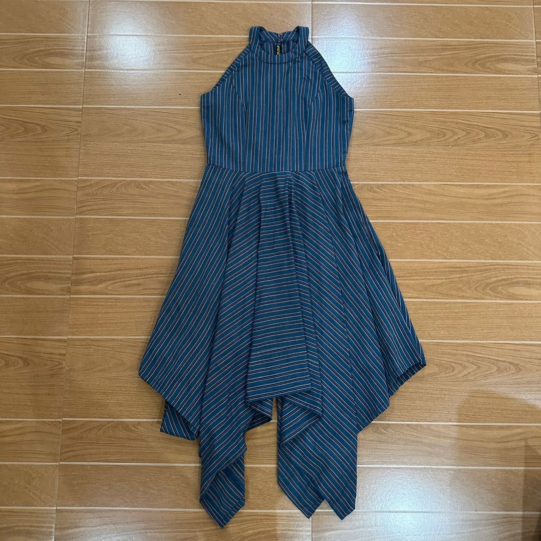 Anthill panyo dress (Category: Dresses) located in Quezon City. Submitted by 029399 (Listing ID 1223111341, Image 3). Description: Used once lang Super duper cute dress from Anthill, bought in Artefino for ₱6999 1ST AND 2ND PHOTOS FOR REFERENCE ONLY!!! 3rd photo actual.
