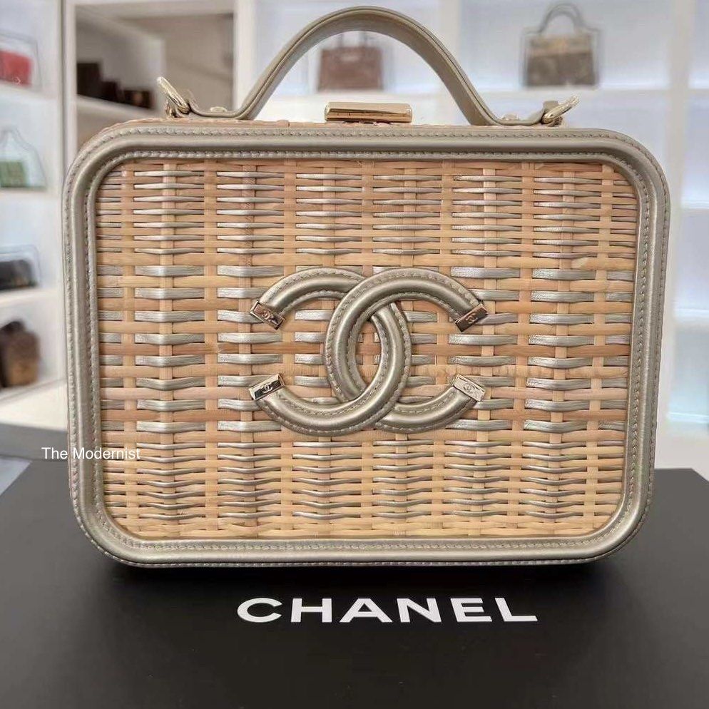 Chanel White Small Rattan Vanity Case Silver Hardware at 1stDibs
