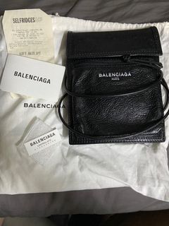 （分類：）位於 。 由 second2seller 提交（商品編號 1223182080，圖片 1）。簡介： 。