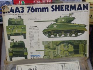 绝版-Bandai-福萬-35435- no.17-1/48-M4A3 76mm Sherman -w/interiors-made in Japan-M-300