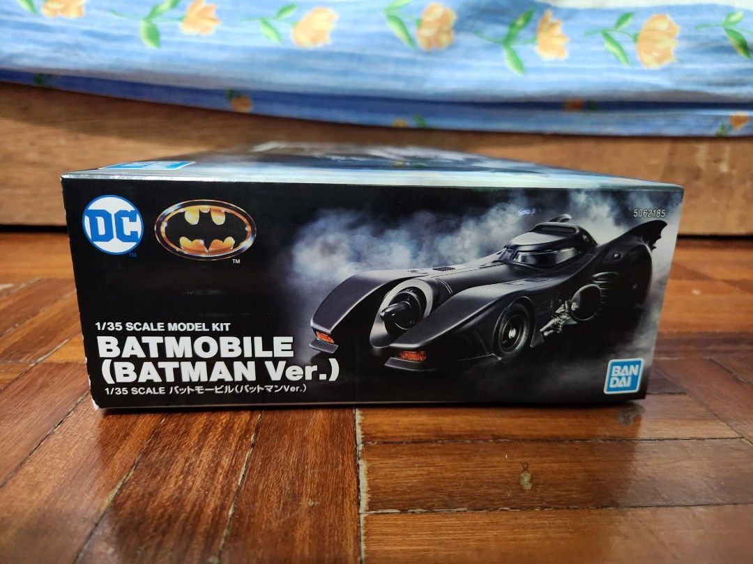 Bandai 1/35 Batmobile (Batman Ver) Batman Car Model, Hobbies & Toys