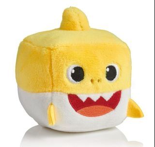 (BEST DEAL) Soft Stuffed Doll Cute - Musical Plush Toy Cube Baby Shark Daddy Shark Mommy Baby Shark 10CM
