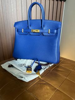 🆕 AUTHENTIC HERMES BIRKIN 25 BLUE ROYAL TOGO IN GOLD HARDWARE, Luxury,  Bags & Wallets on Carousell