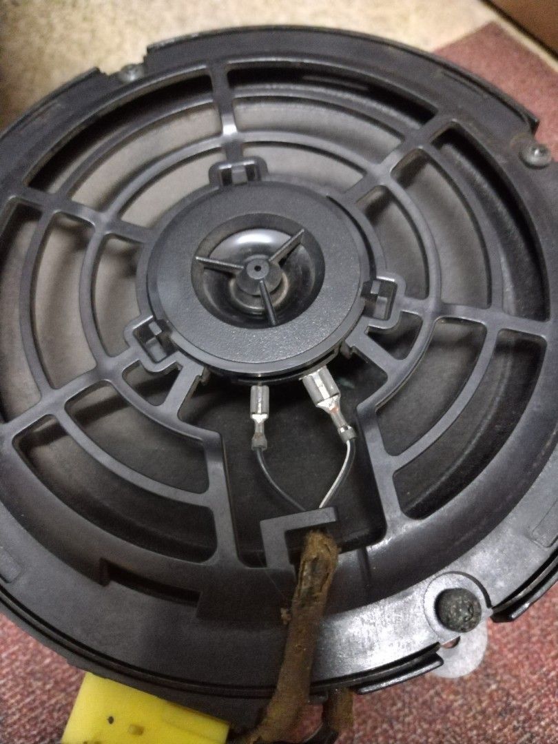 Bose door speaker, Audio, Soundbars, Speakers & Amplifiers on Carousell