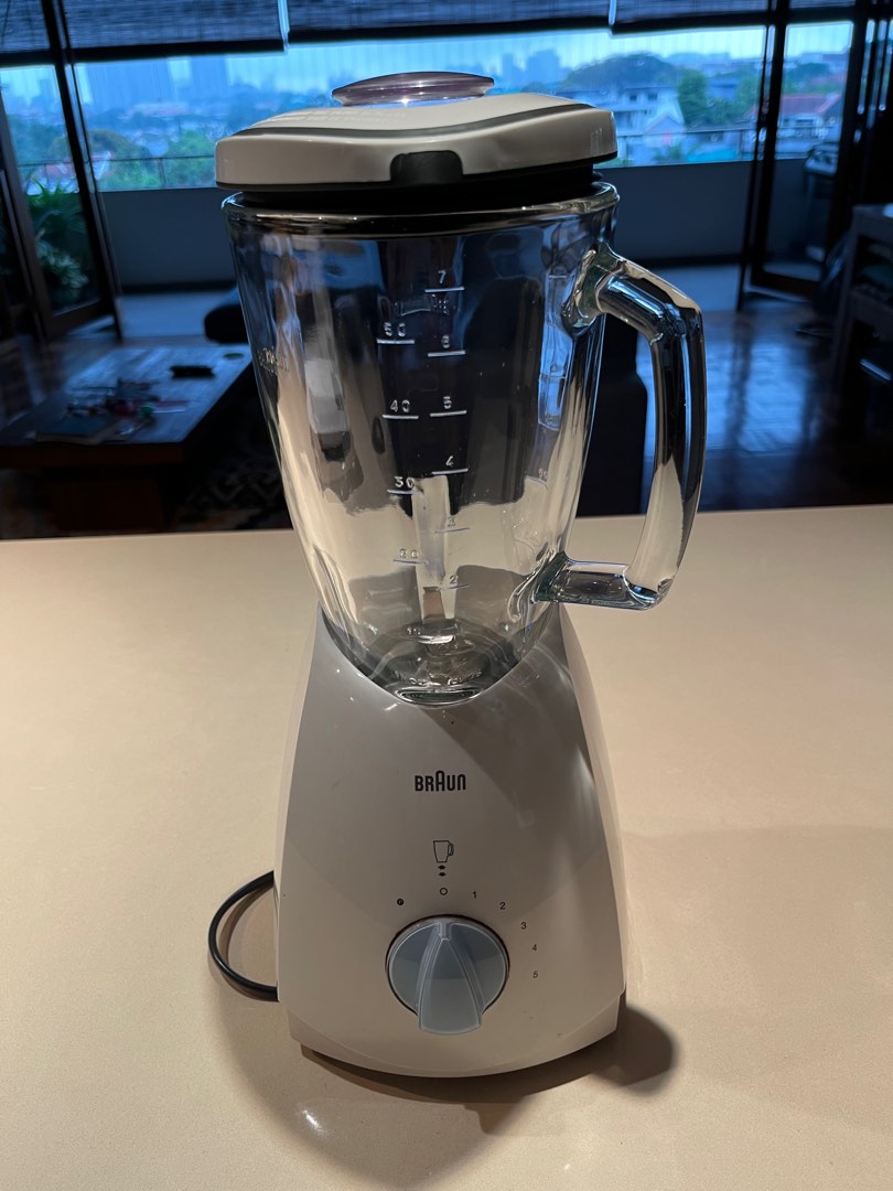 Braun juicer, TV & Home Appliances, Kitchen Appliances, Juicers