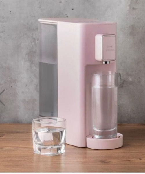 Bruno instant hot water dispenser, 家庭電器, 廚房電器, 水壺 Carousell
