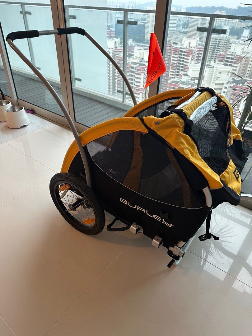 Burley Tail Wagon Bike Trailer yellow black Pet Supplies Homes