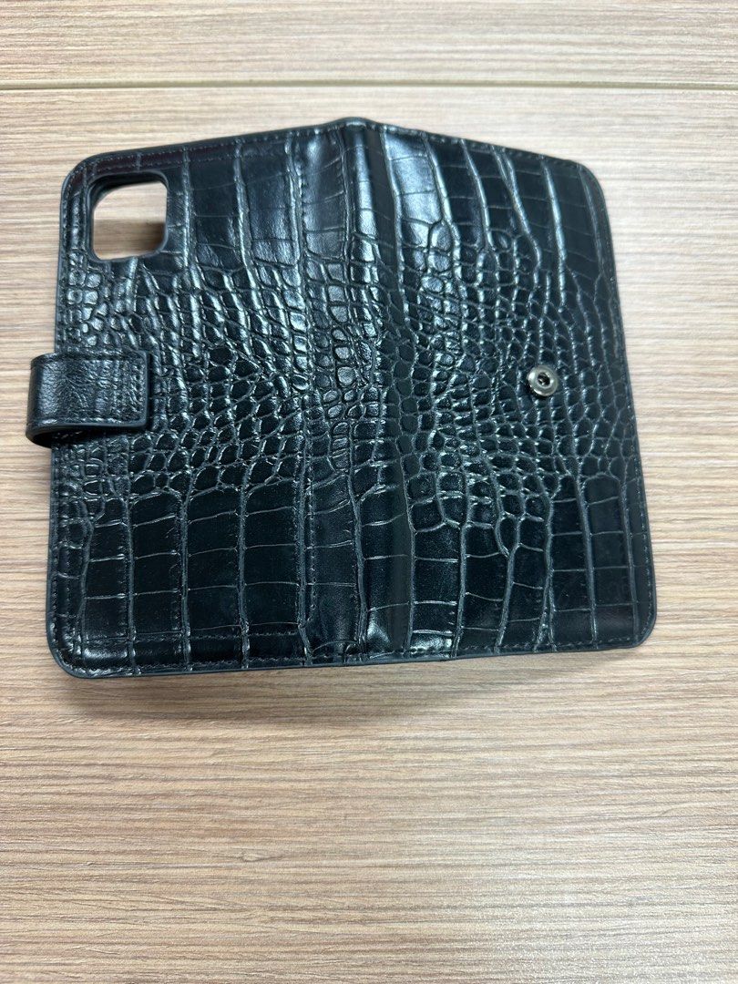 Case Iphone 11 Original Zara Man, Telepon Seluler & Tablet, Aksesoris