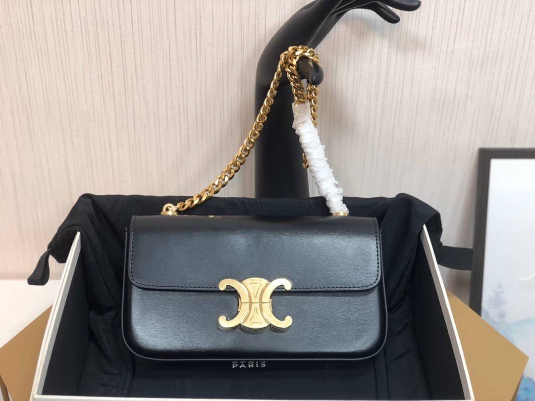 Replica Celine Shoulder Bag Triomphe in Shiny Calfskin Black