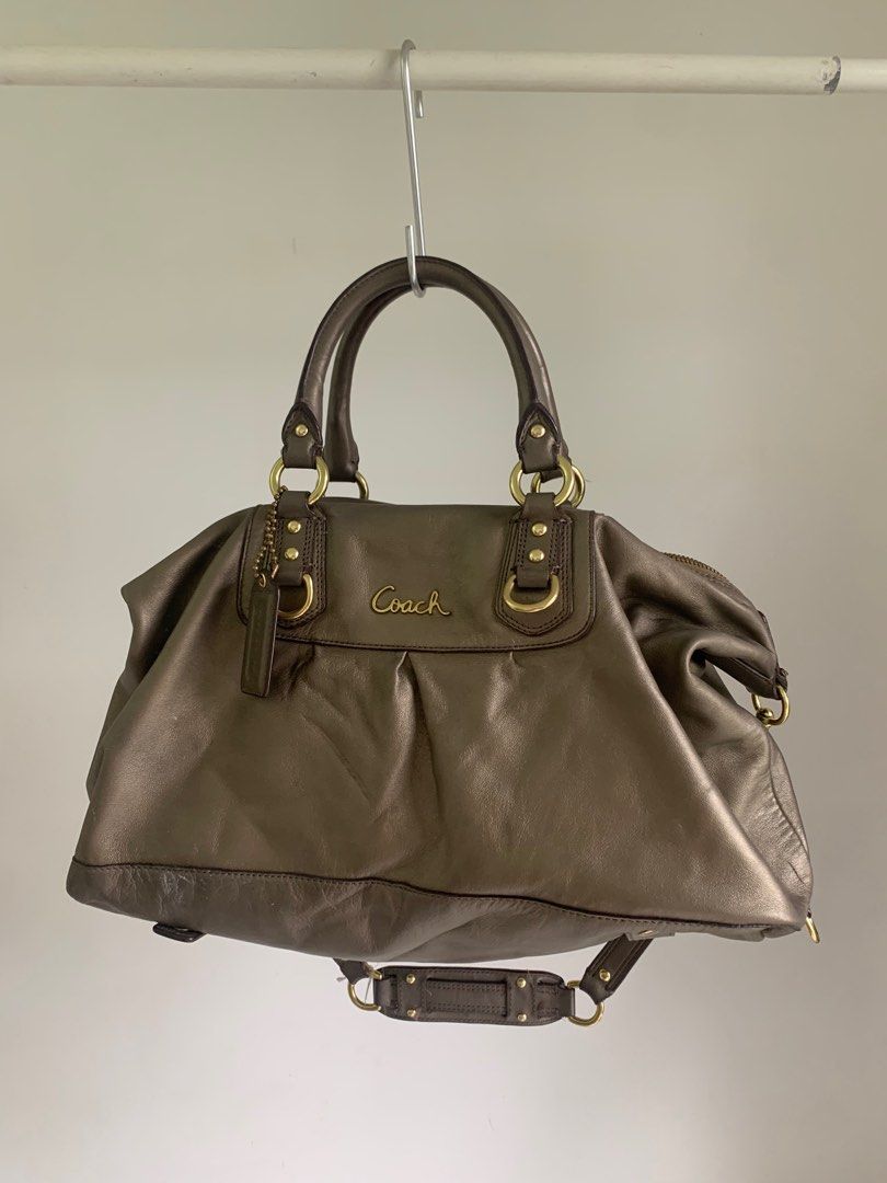 Coach F15447 bag Women s Fashion Bags Wallets Shoulder Bags