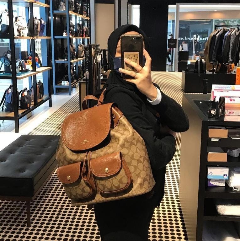 Refined new arrivals pebble leather