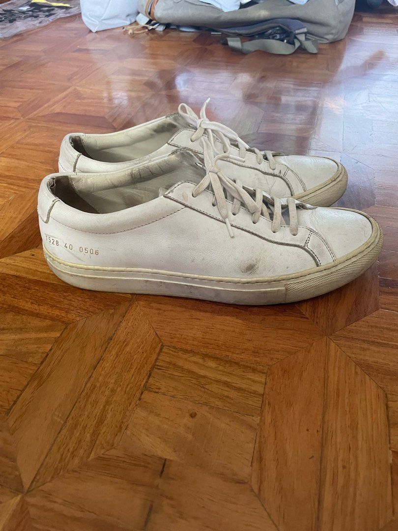 Common Projects (Category: Sneakers) located in Quezon City. Submitted by hydroflask123 (Listing ID 1223010480, Image 3). Description: Well used with scuffs. Please see pictures. Size 40 EU fits size 8 US.