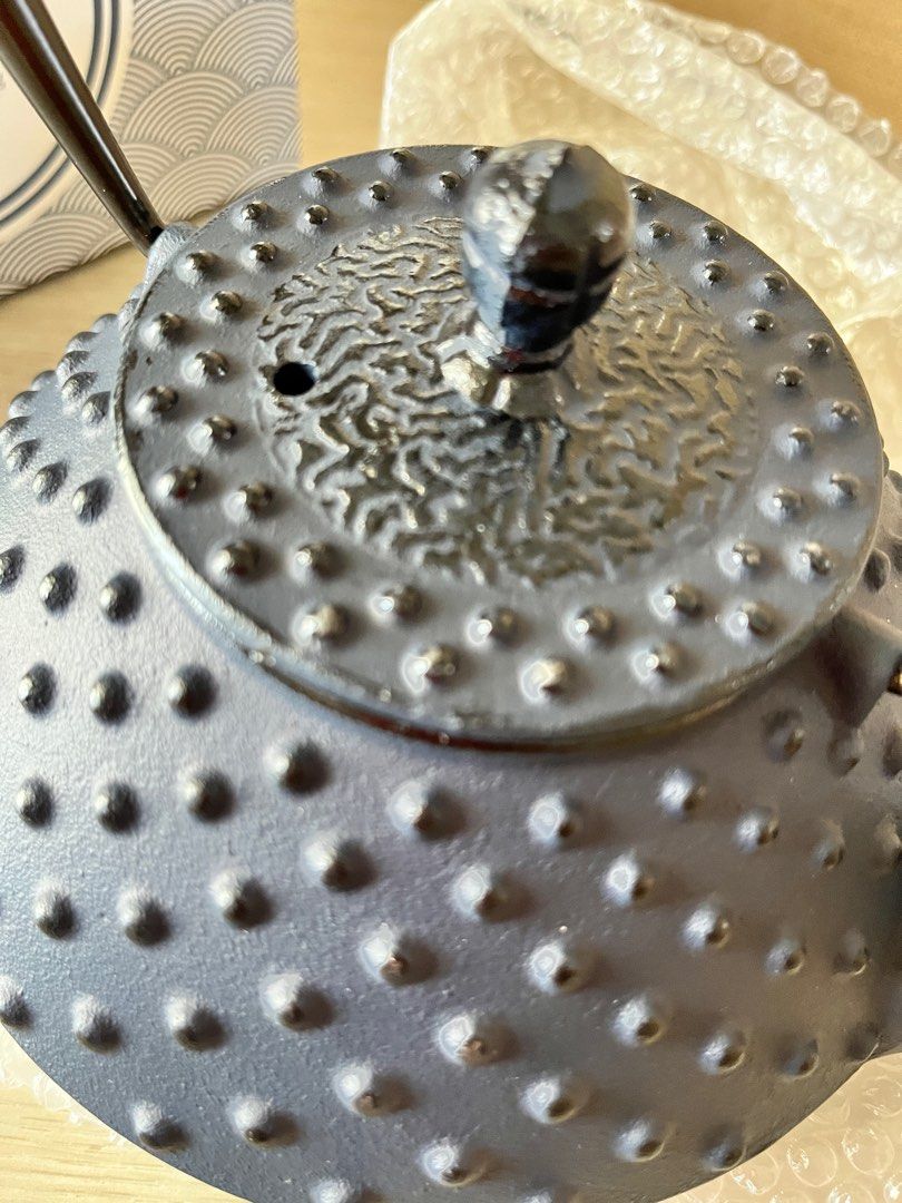 Crofton Cast Iron Teapot 850ml on Carousell