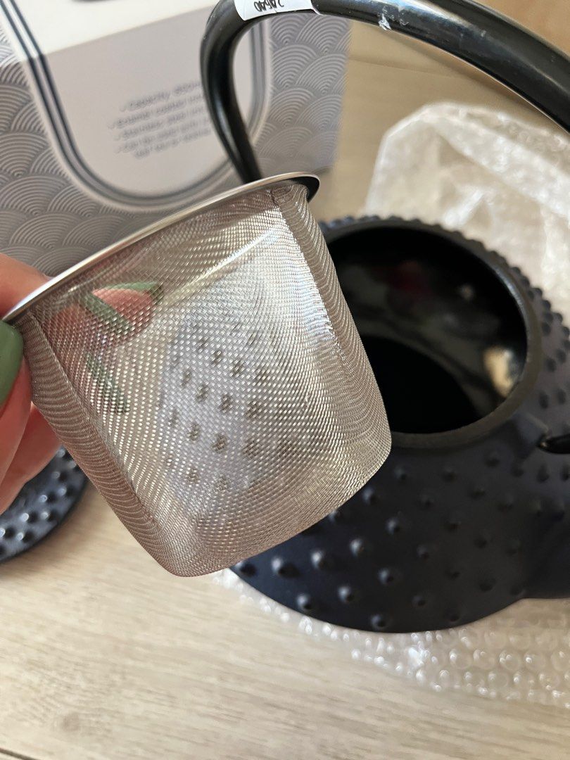 Crofton Cast Iron Teapot 850ml on Carousell