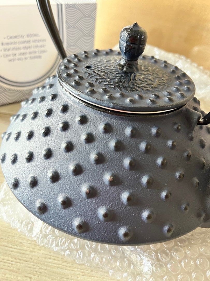 Crofton Cast Iron Teapot 850ml on Carousell